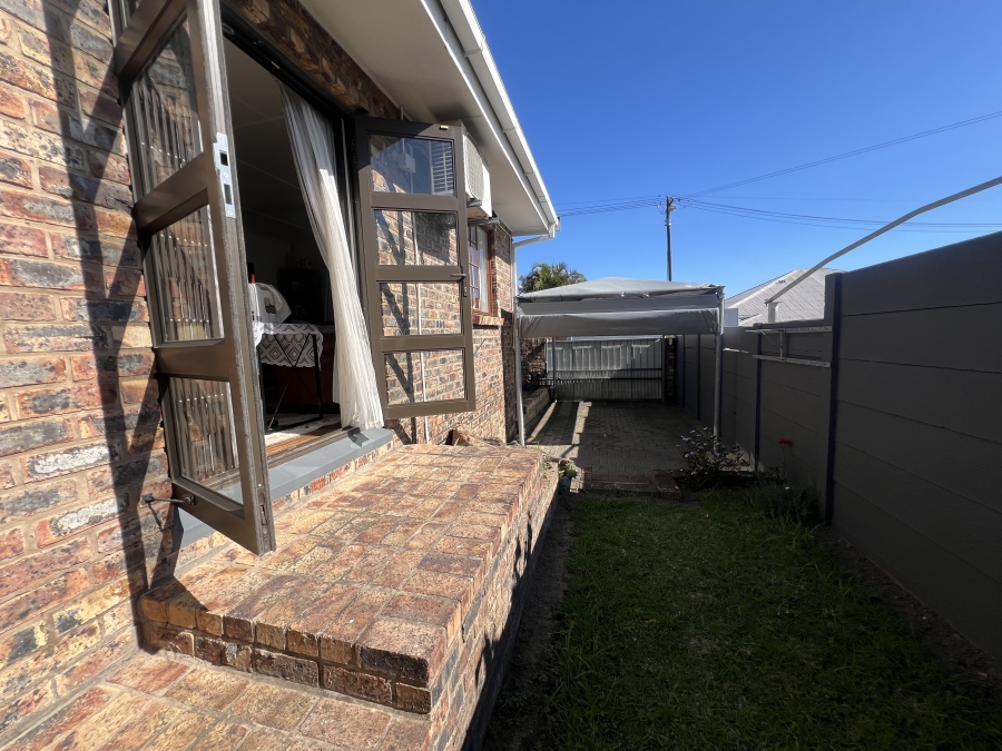 3 Bedroom Property for Sale in Berea Eastern Cape